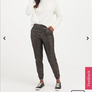 SPANX Leather-like jogger Black, Size M